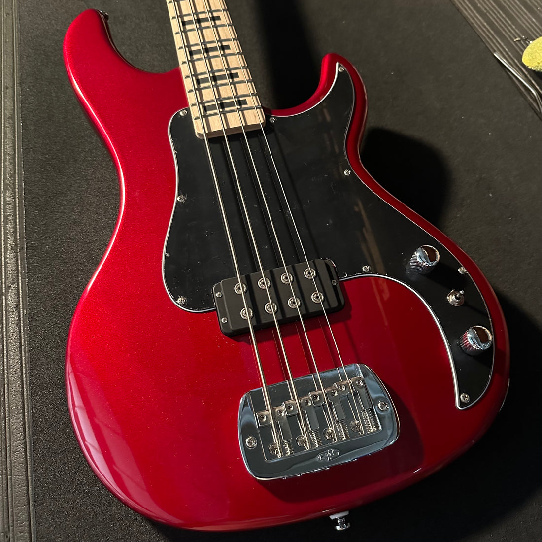 B-Stock Instruments - Tribute Kiloton - Candy Apple Red - MP