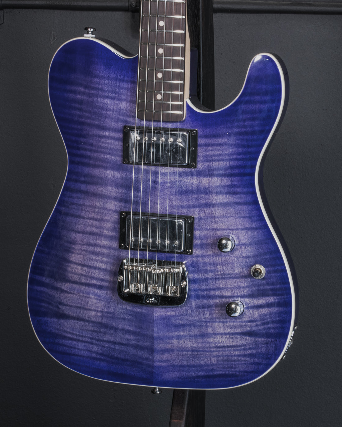 B-Stock Instruments - Tribute ASAT Deluxe Carved Top - Blue Burst - RW