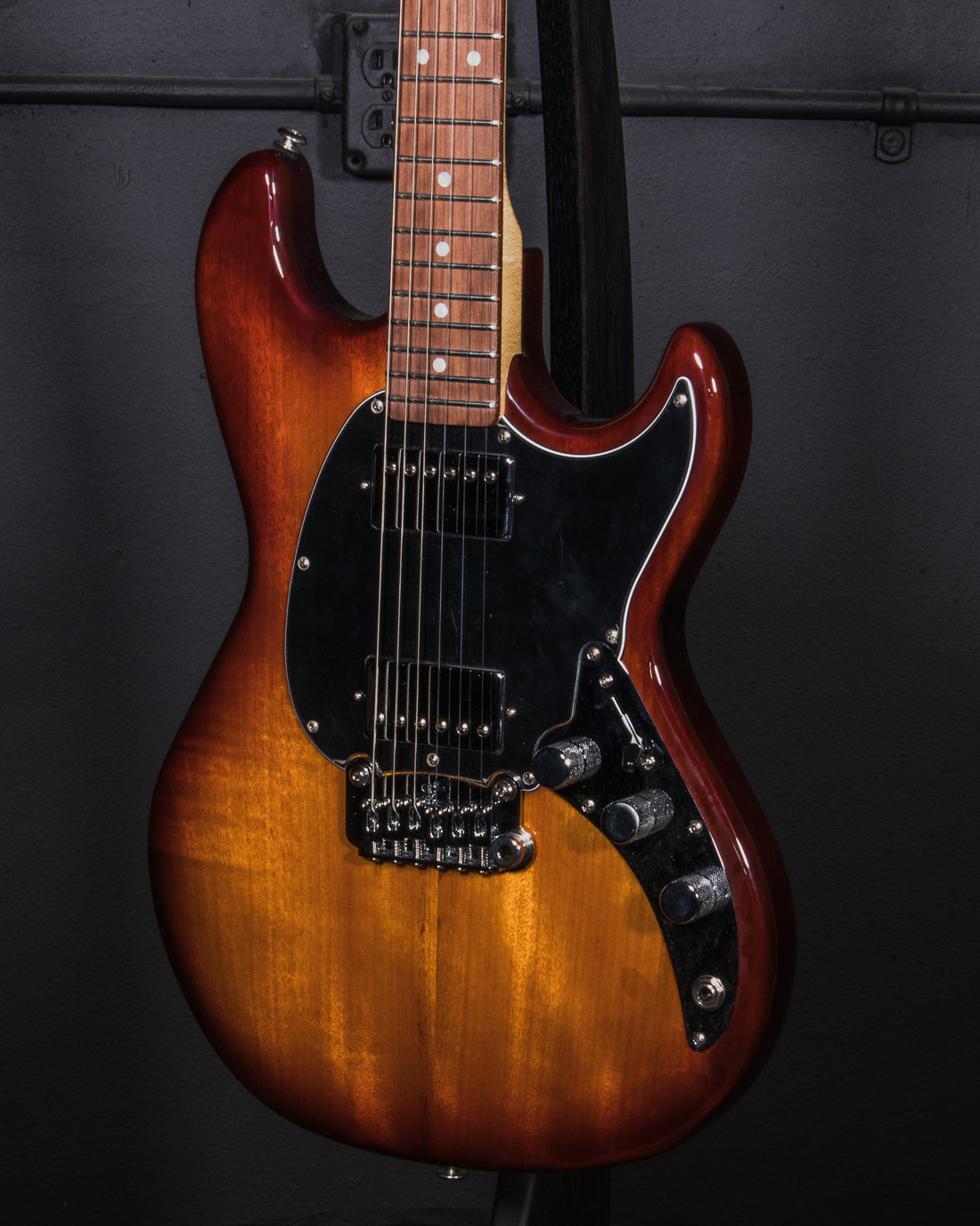 B-Stock Instruments - Skyhawk HH - Tobacco Sunburst - Old School - CR