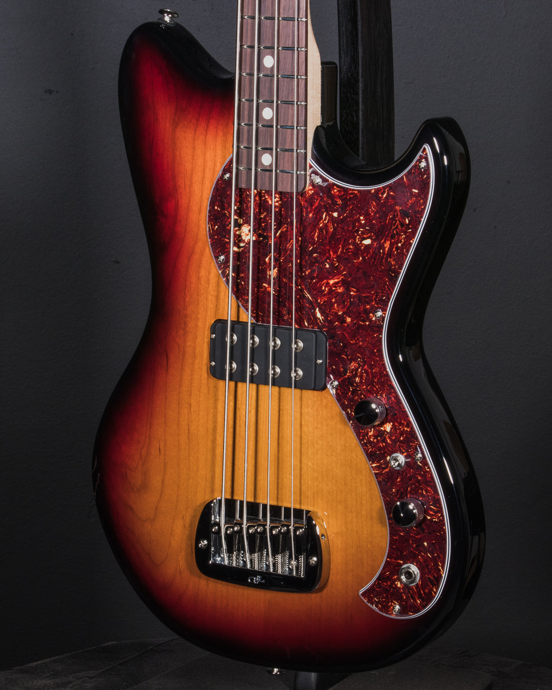 B-Stock Instruments - Fallout Bass - 3-Tone Sunburst - RW