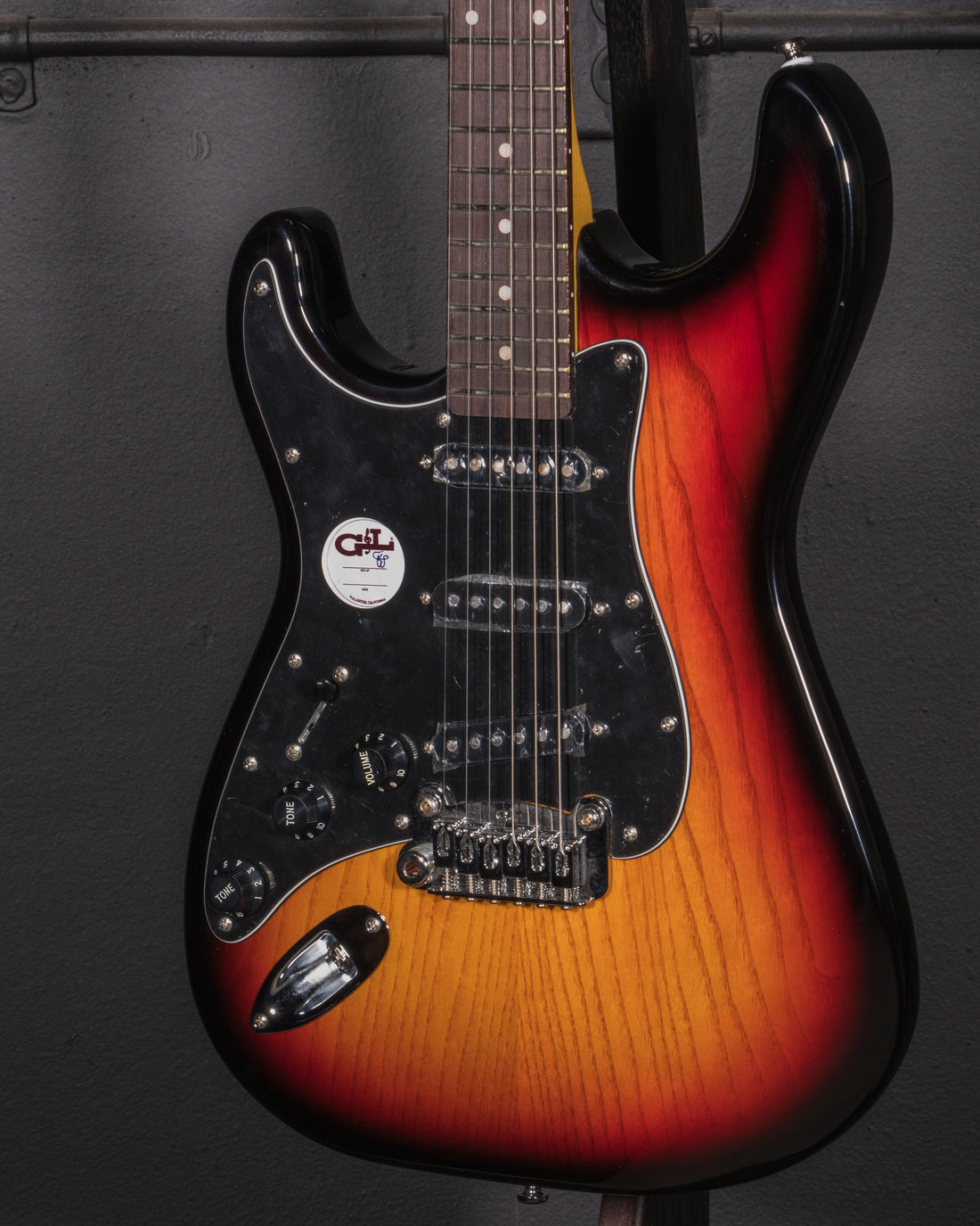 B-Stock Instruments - Tribute Legacy Left-Handed - 3-Tone Sunburst - RW