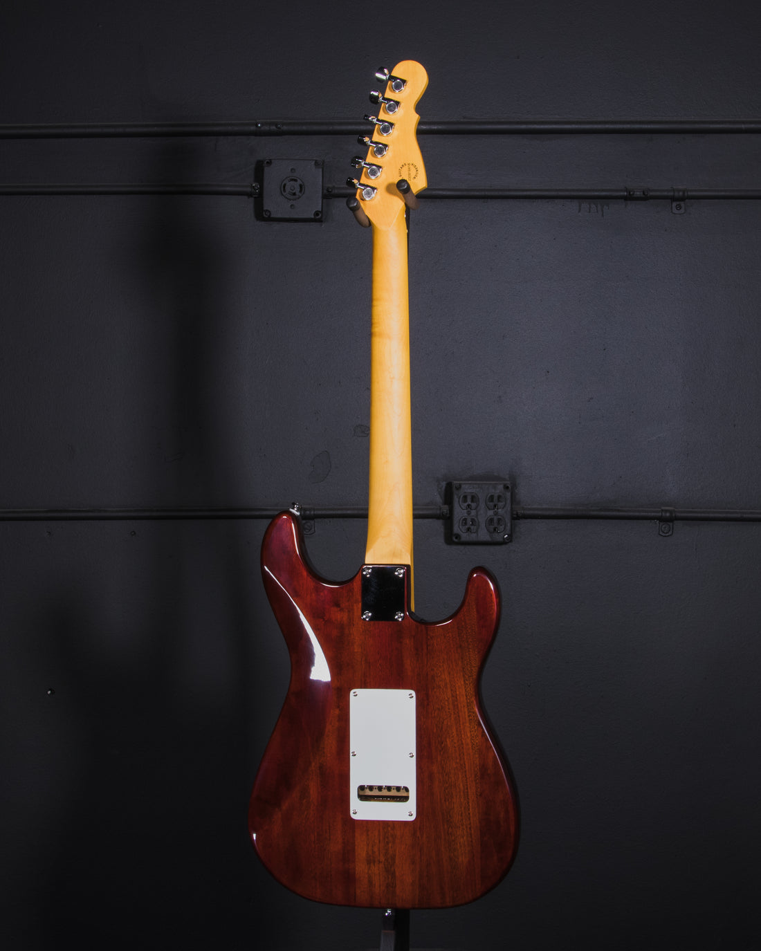 B-Stock Instrument - Tribute S-500 Left-Handed - Tobacco Sunburst - MP