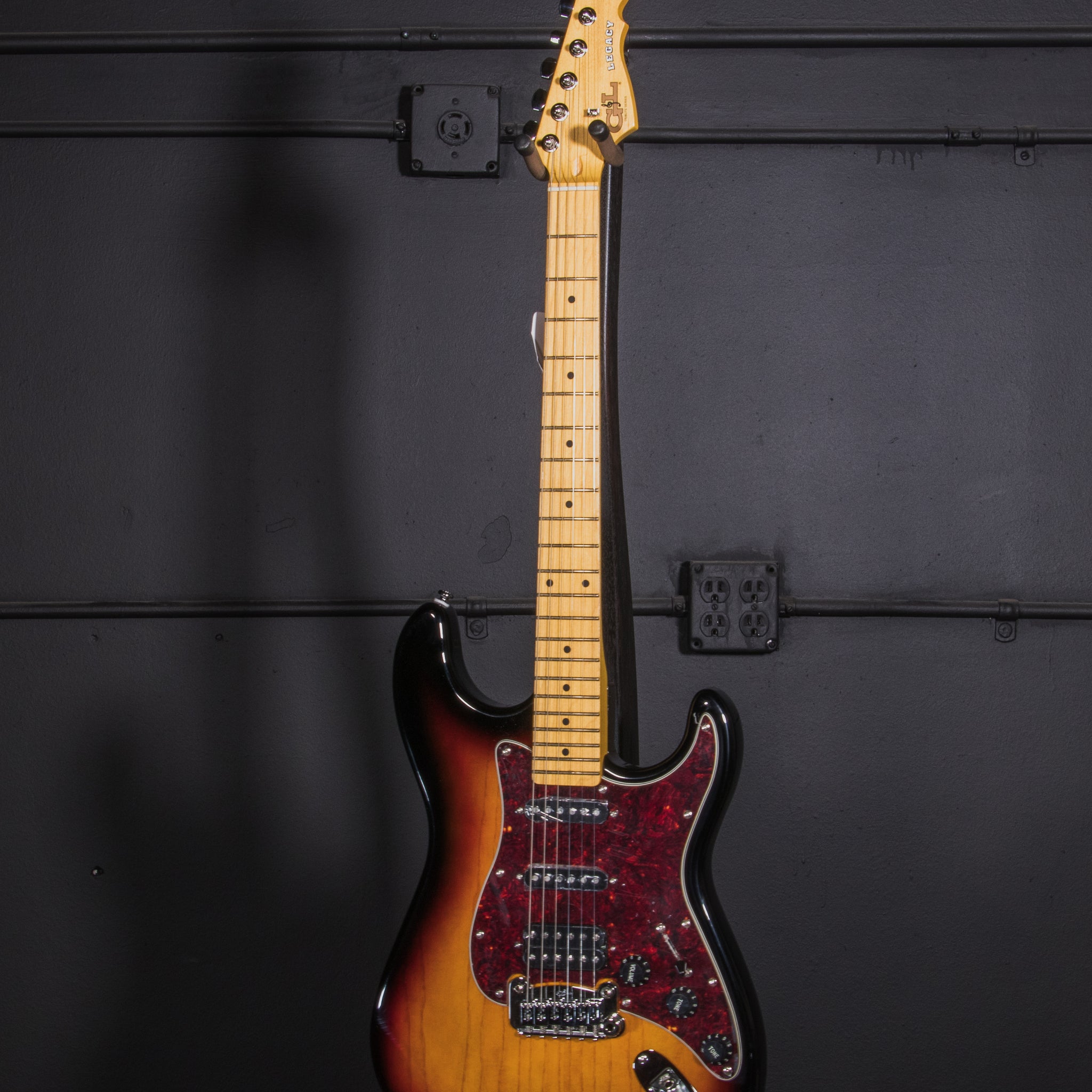 B-Stock Instruments - Tribute Legacy HSS - 3-Tone Sunburst - MP