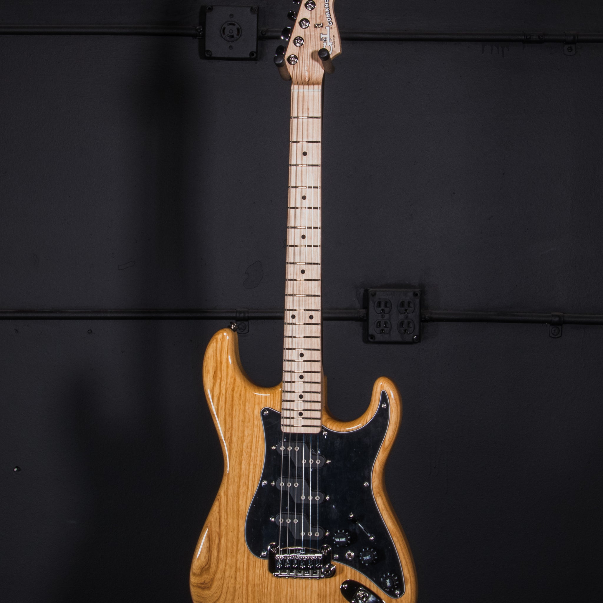Fullerton Deluxe - Comanche - Vintage Natural - MP