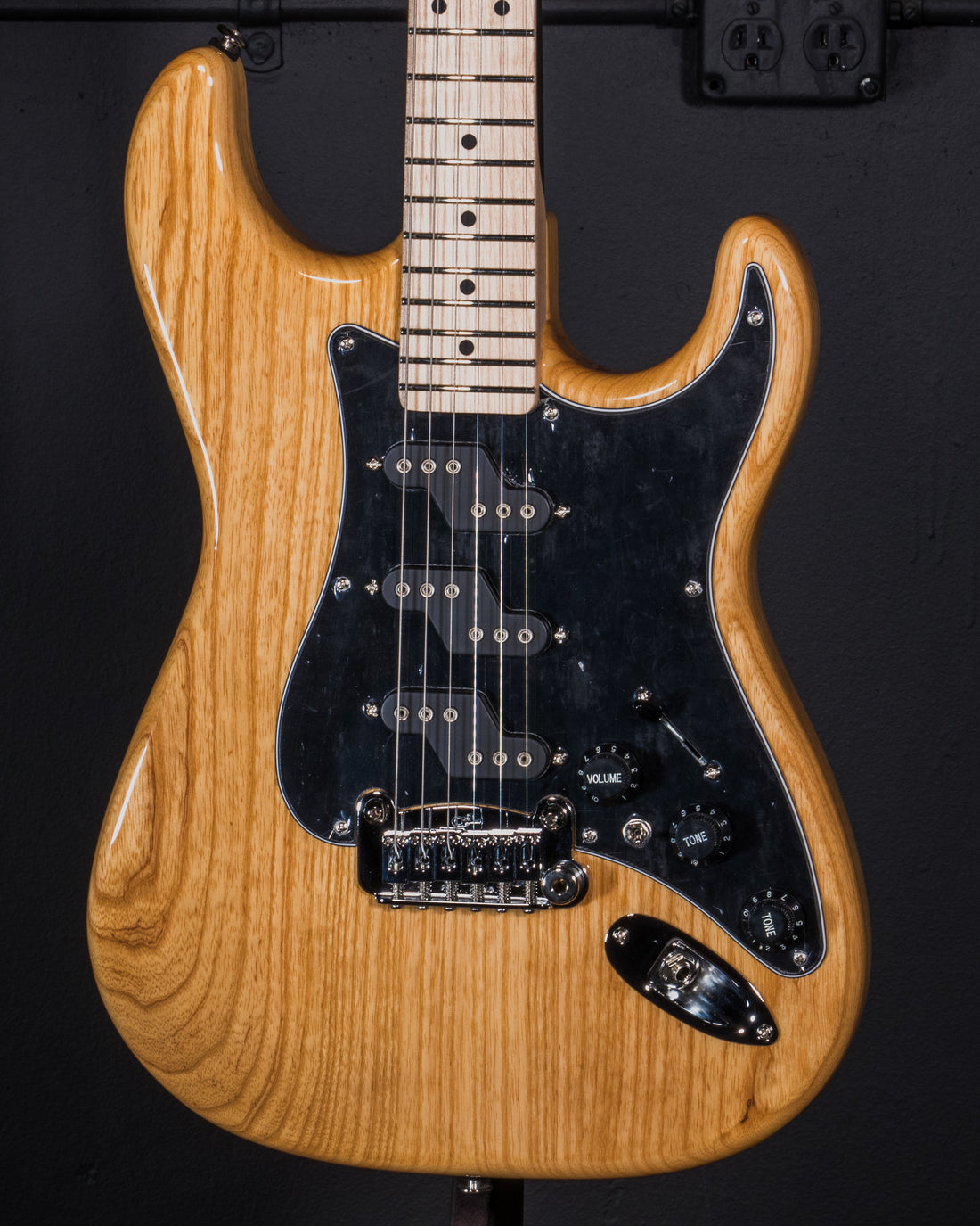 Fullerton Deluxe - Comanche - Vintage Natural - MP