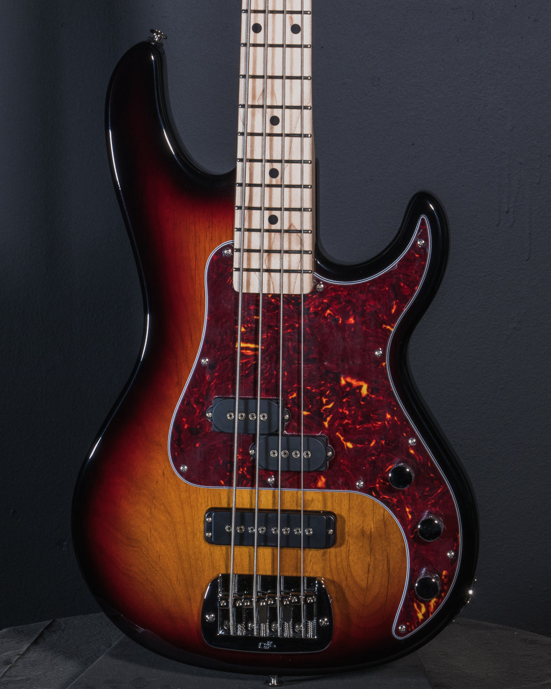 B-Stock Instruments - BTO SB-2 - 3-Tone Sunburst - MP