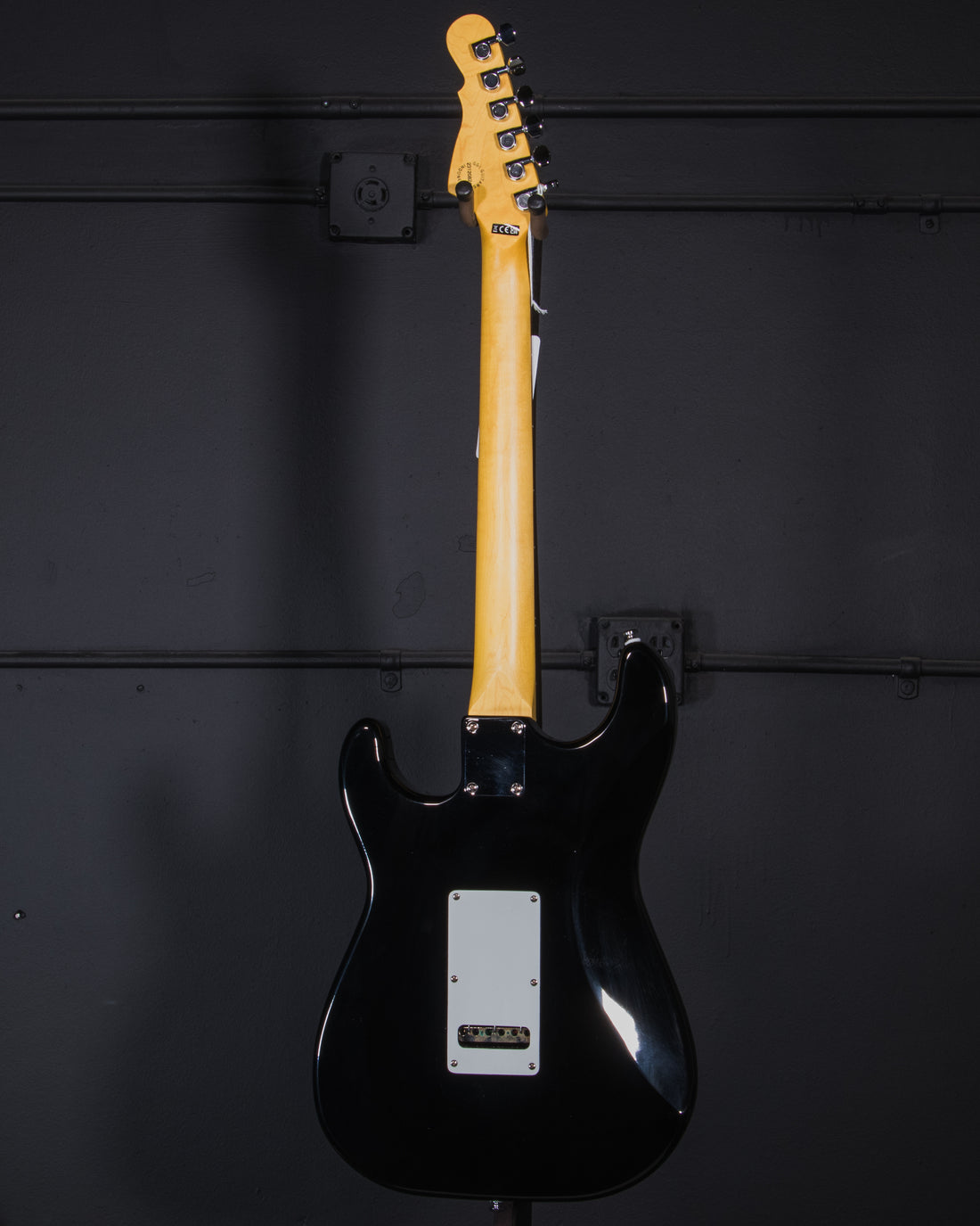 B-Stock Instruments - Tribute Legacy - 3-Tone Sunburst - RW