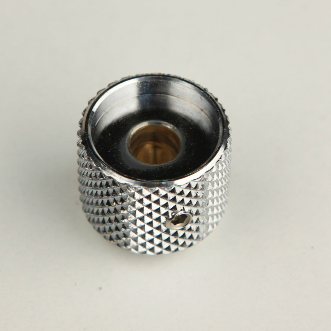 Knob - Knurled - Solid Shaft - Dome Top